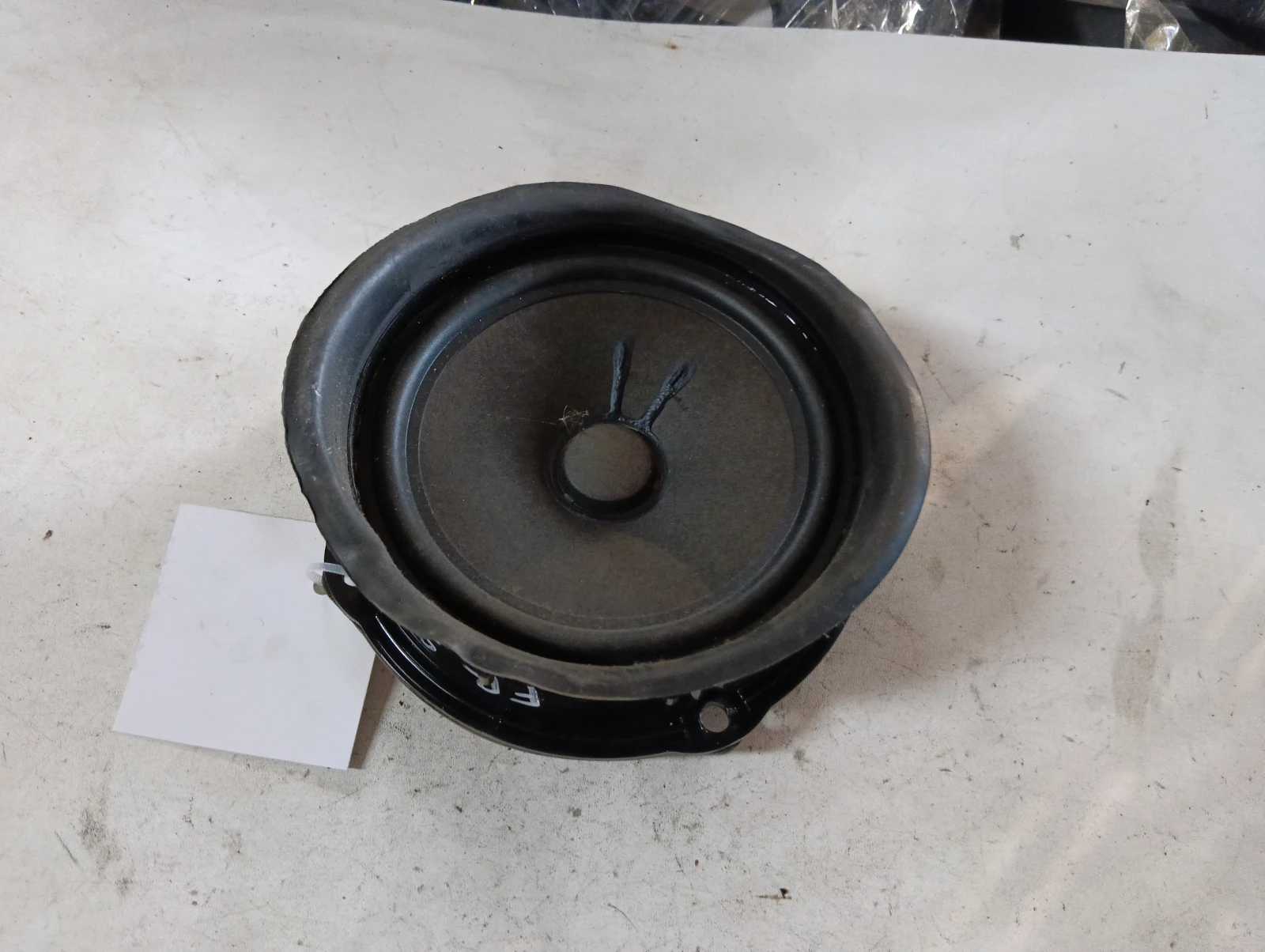предна тонколона 5E0035411C Skoda Octavia