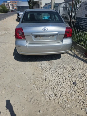 Toyota Avensis 2.0i АВТОМАТ, снимка 3