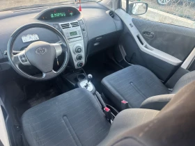 Toyota Yaris Автомат, снимка 8