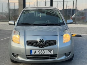 Toyota Yaris Автомат, снимка 2