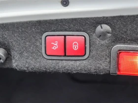 Mercedes-Benz C 300 AMG pack* Подгрев* Пано* 2 комплекта джанти, снимка 14