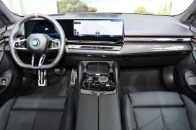 BMW i5 M60 xDrive Pro AHK B&W Carbon Panorama, снимка 5