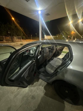 VW Golf 5   1.9 TDI   105 ..   | Mobile.bg    12