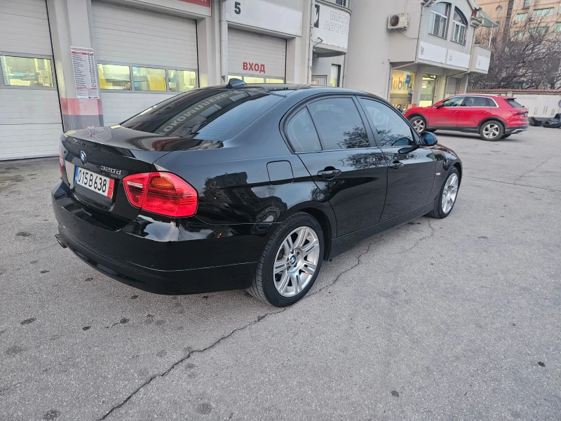 BMW 320 d-(163 Hp)-Navi, снимка 5 - Автомобили и джипове - 49131401