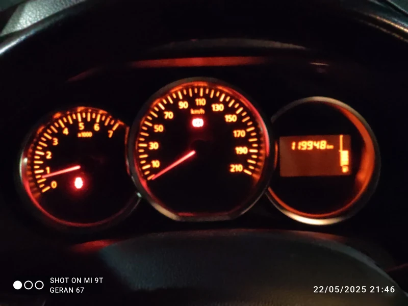 Dacia Lodgy Stepway, снимка 9 - Автомобили и джипове - 52284521