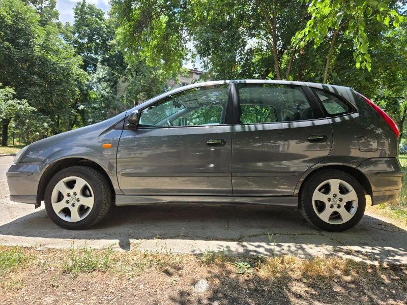Nissan Almera tino, снимка 3 - Автомобили и джипове - 52032257