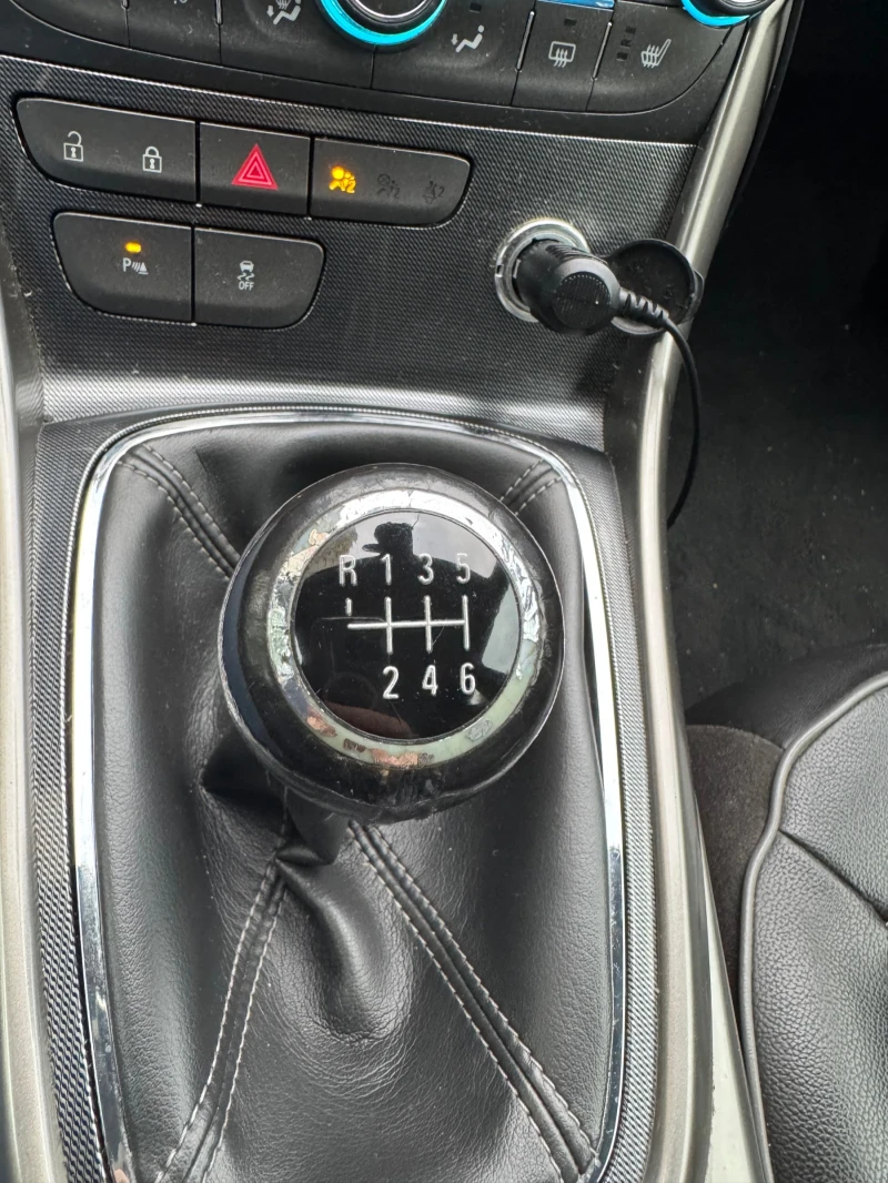 Chevrolet Malibu LTZ, снимка 8 - Автомобили и джипове - 52045252