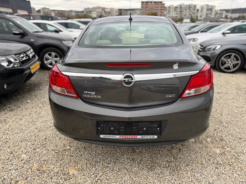 Opel Insignia 2.0CDTI, снимка 8 - Автомобили и джипове - 52308953