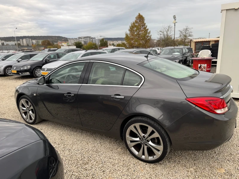 Opel Insignia 2.0CDTI, снимка 6 - Автомобили и джипове - 52308953