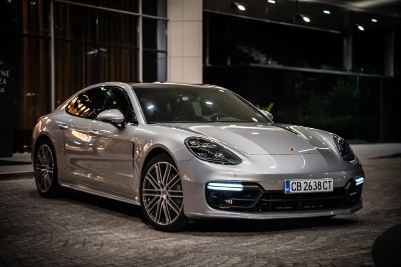 Porsche Panamera 4S