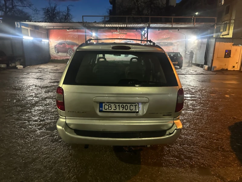 Chrysler Gr.voyager 2.8crd обслужен, снимка 5 - Автомобили и джипове - 52830638