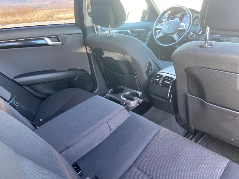 Mercedes-Benz C 200, снимка 17 - Автомобили и джипове - 53156731