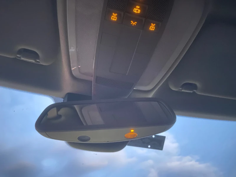 Mercedes-Benz C 200, снимка 16 - Автомобили и джипове - 53156731