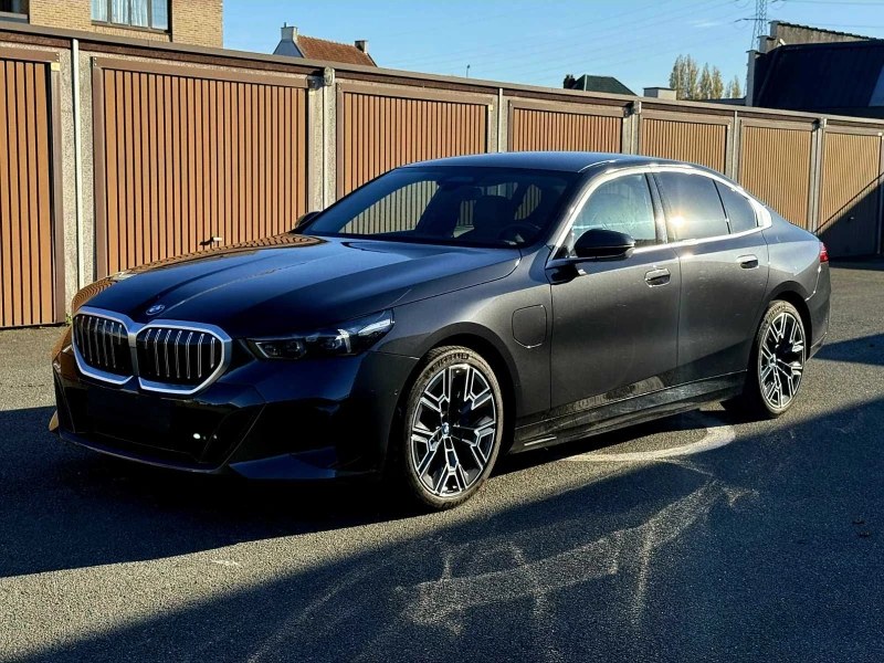 BMW 550 ОЧАКВАН ВНОС* ГАРАНЦИОНЕН* М-SPORT* xDrive* FULL
