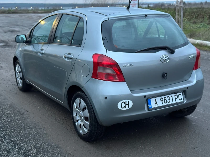 Toyota Yaris, снимка 4 - Автомобили и джипове - 53434291