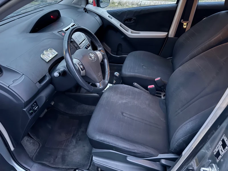 Toyota Yaris, снимка 7 - Автомобили и джипове - 53434291