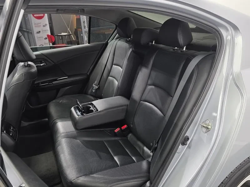 Honda Accord 2.4 9Th Generation, снимка 11 - Автомобили и джипове - 55920820