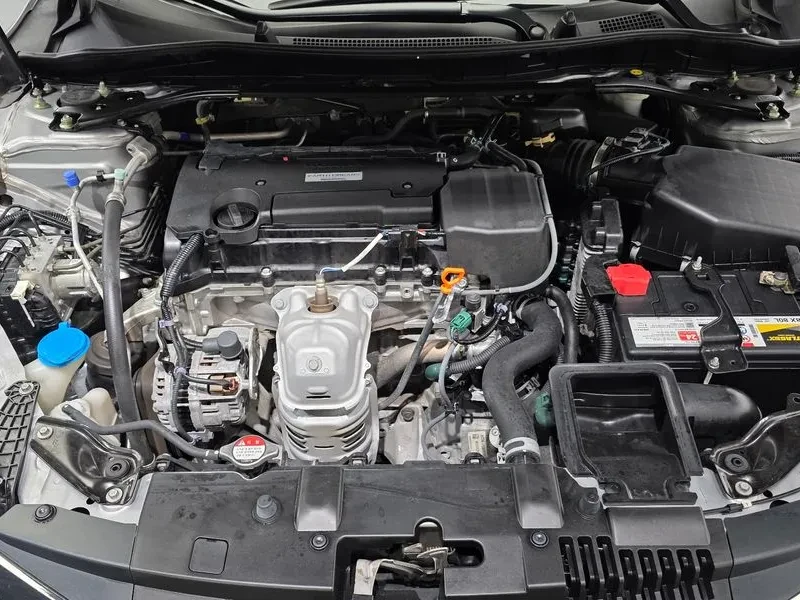 Honda Accord 2.4 9Th Generation, снимка 6 - Автомобили и джипове - 55920820