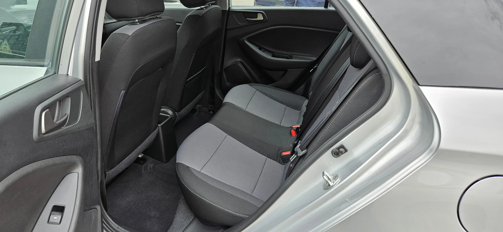 Hyundai I20 1.1CRDi  Active | Mobile.bg   14