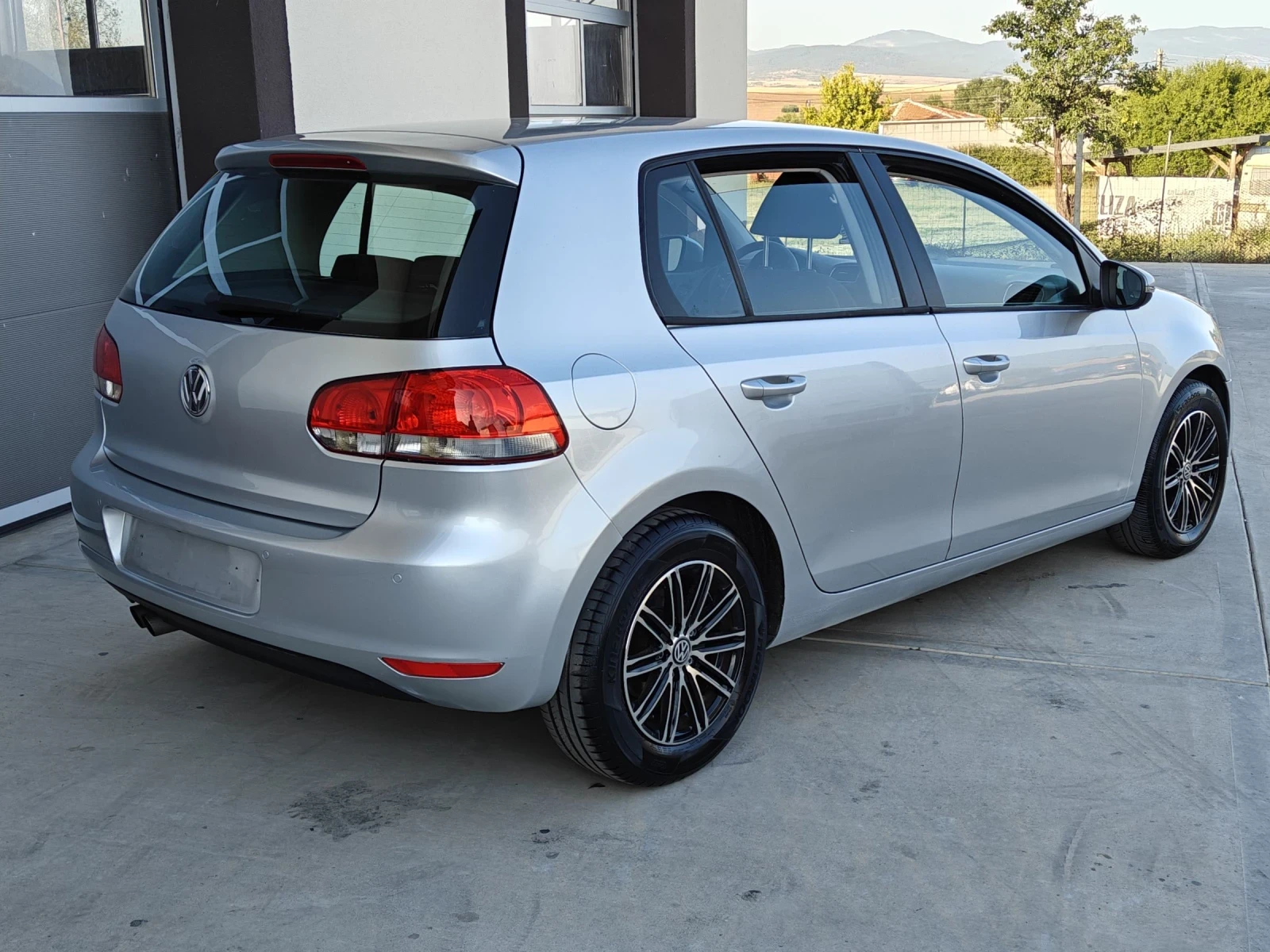 VW Golf 2.0/110кс - изображение 2