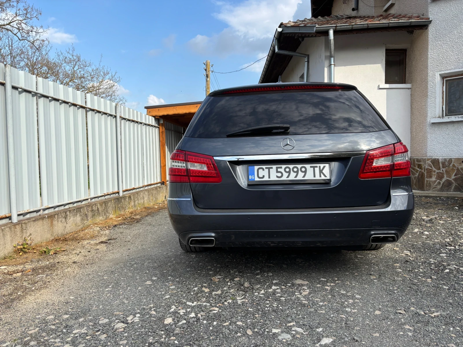 Mercedes-Benz E 350  - изображение 4