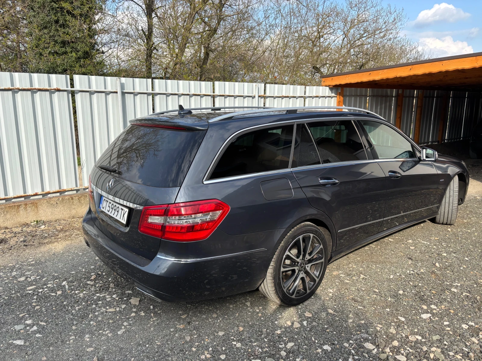 Mercedes-Benz E 350  - изображение 5