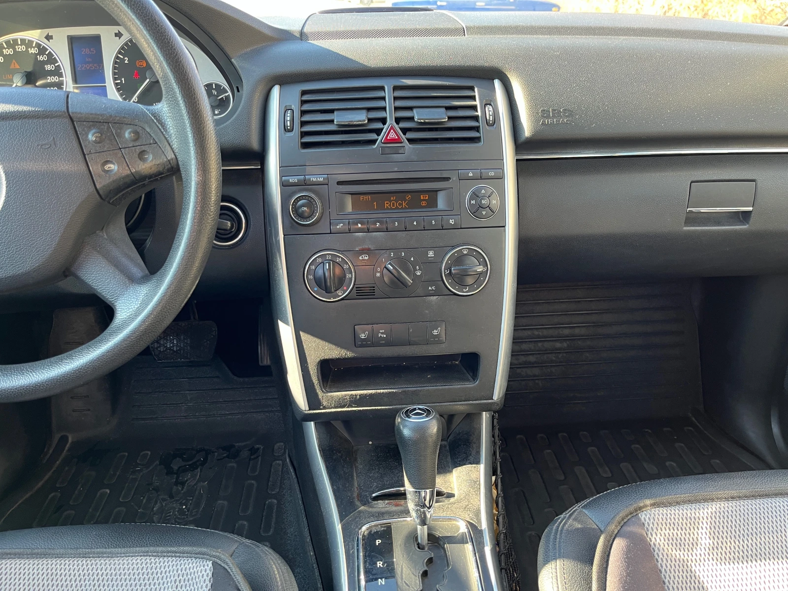 Mercedes-Benz B 180 Фабричен метан - изображение 6