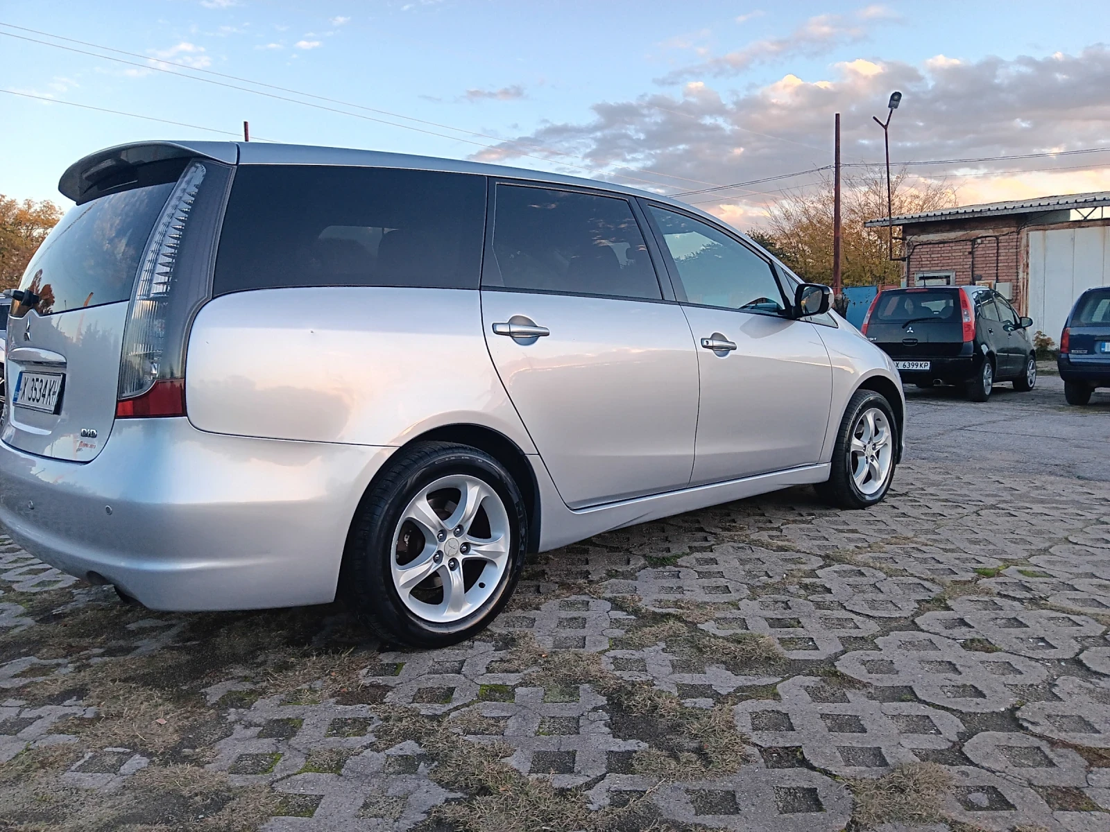Mitsubishi Grandis | Mobile.bg — изображение 5