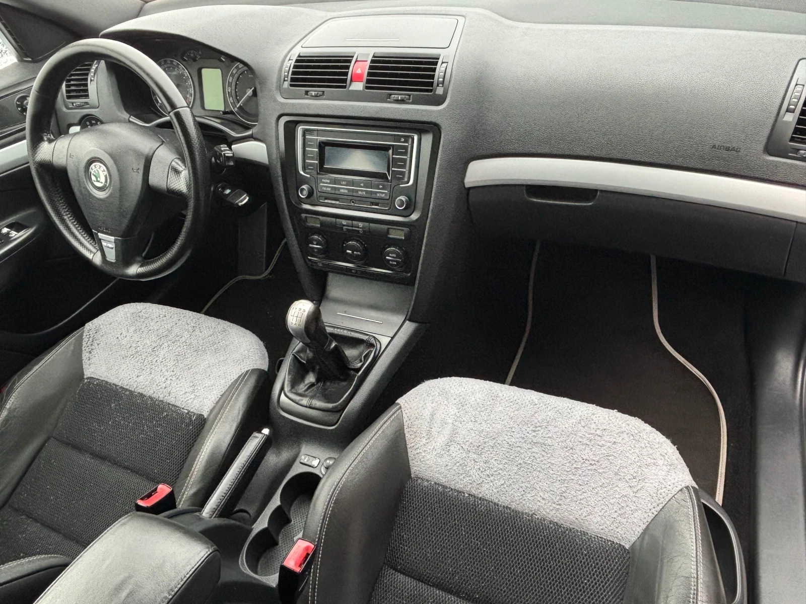 Skoda Octavia 2.0 TFSI VRS - изображение 7