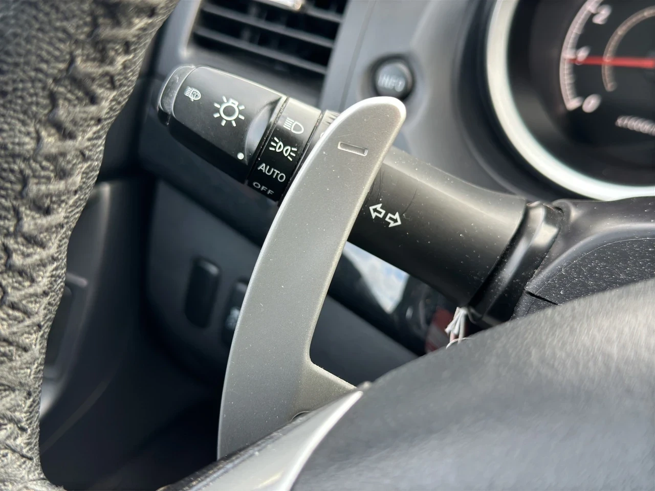 Mitsubishi Lancer 1.8 SwissStar Automat - изображение 9