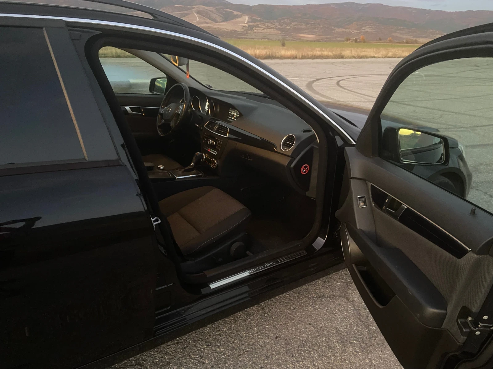Mercedes-Benz C 200 | Mobile.bg � ����������� 14