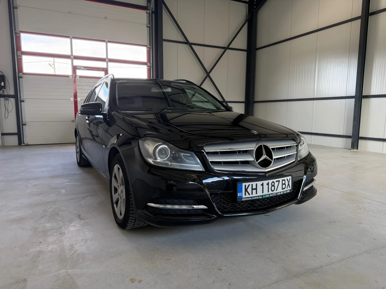 Mercedes-Benz C 200, снимка 2 - Автомобили и джипове - 53567485
