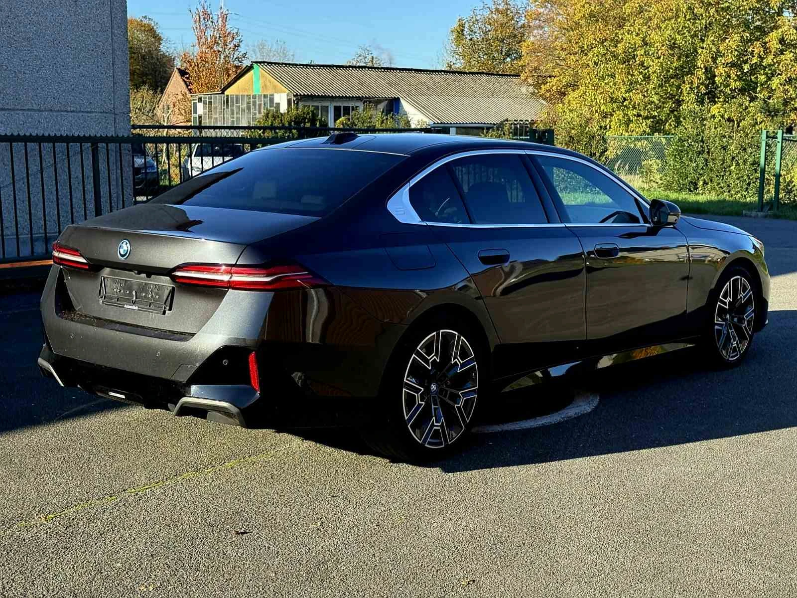 BMW 550 ������� ����* �����������* �-SPORT* xDrive* FULL | Mobile.bg � ����������� 4