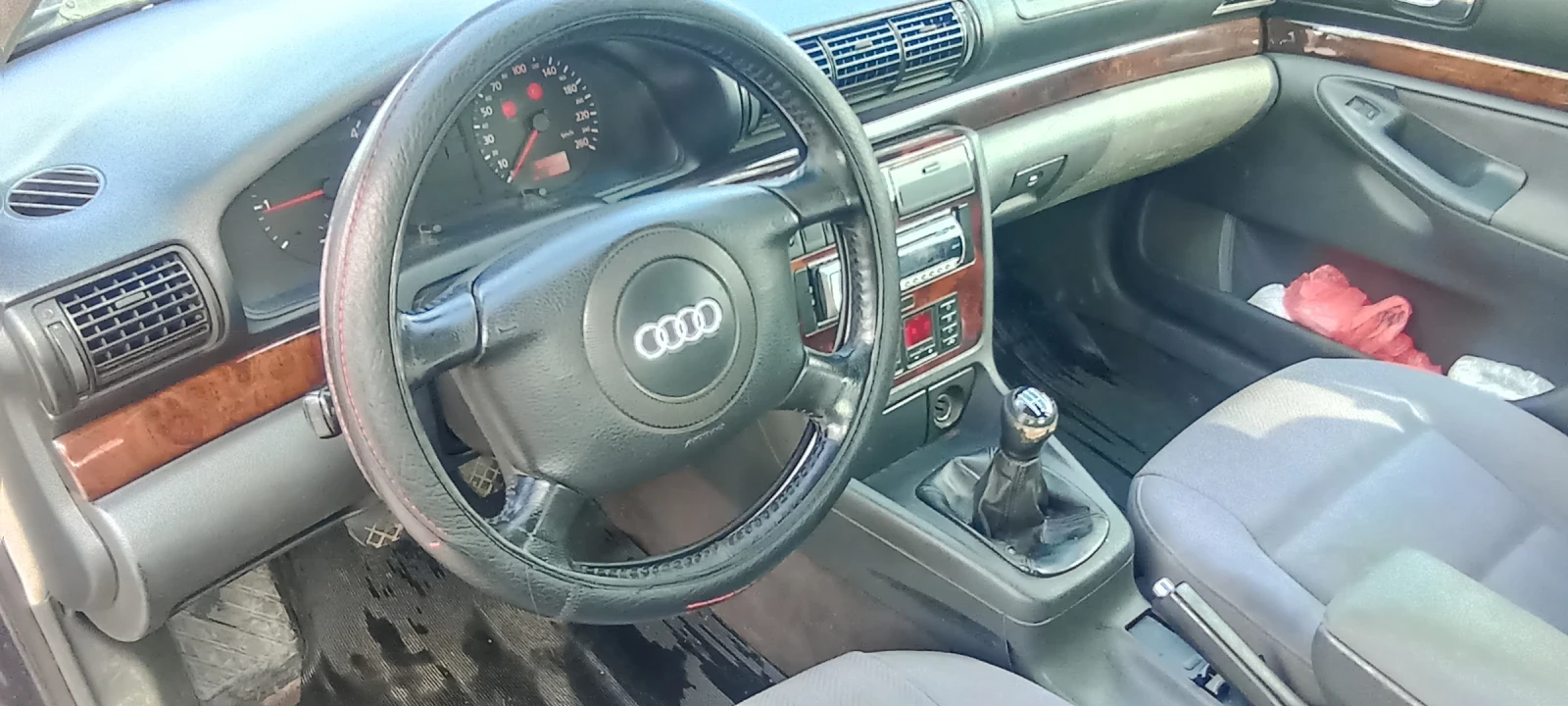 Audi A4 1.9 TDI, снимка 2 - Автомобили и джипове - 53878215