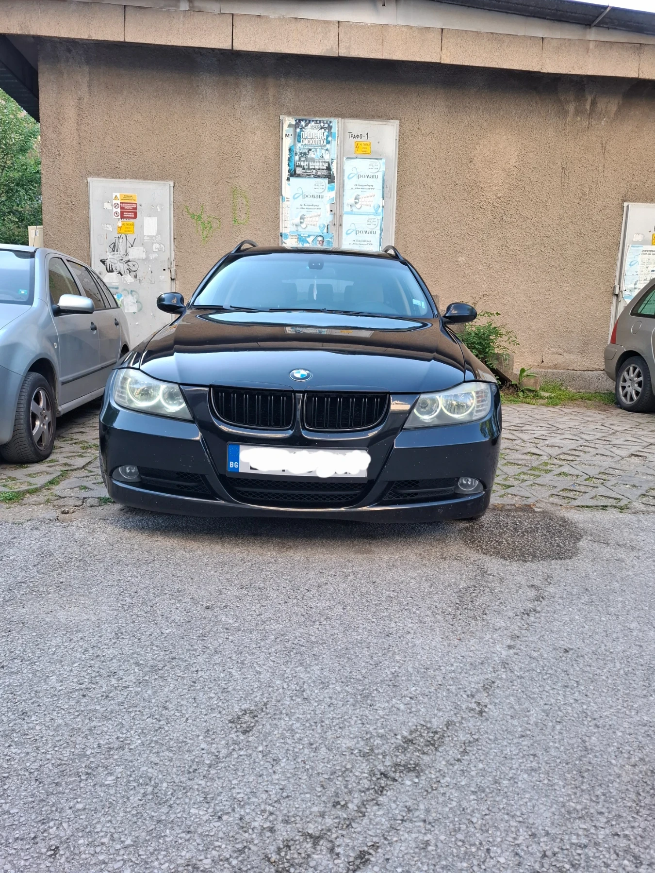 BMW 320 163 к.с. * кожа * навигация