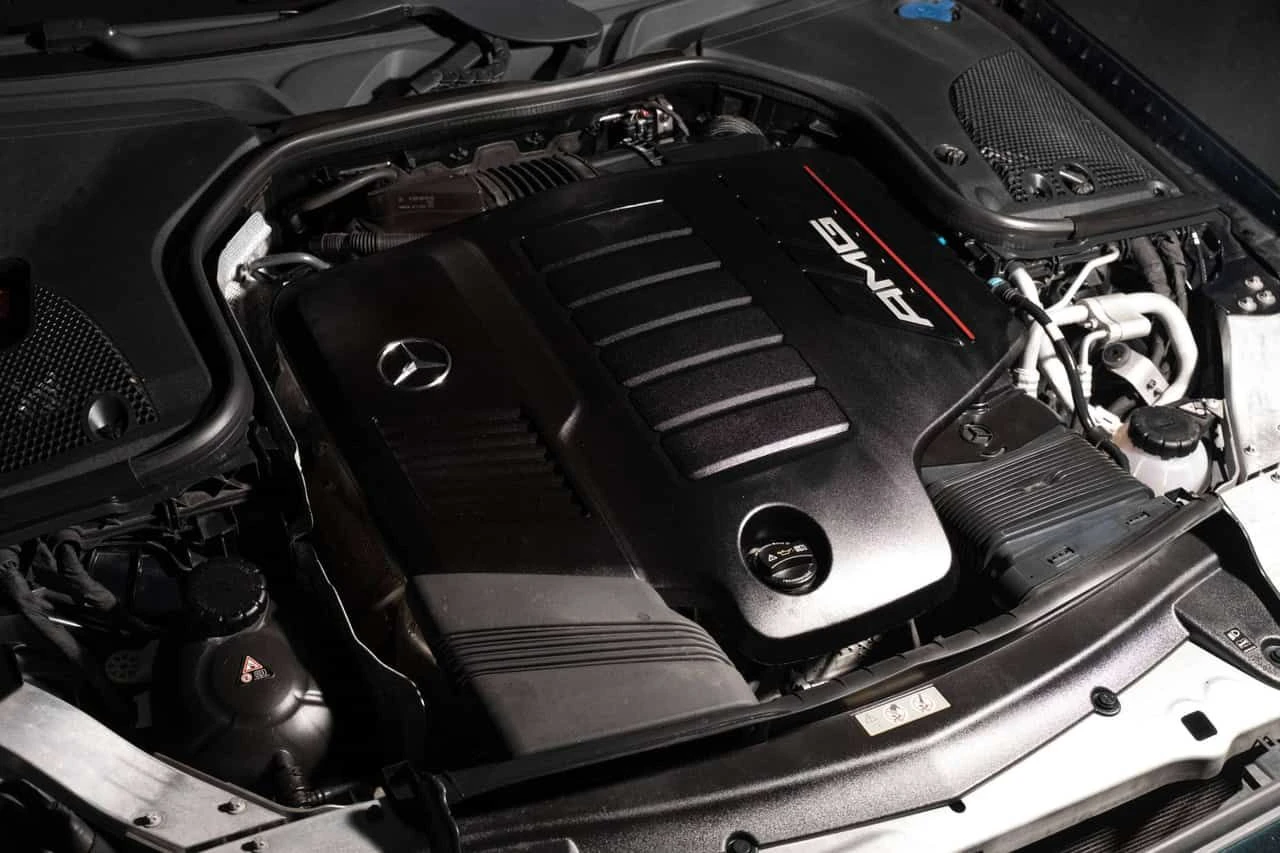 Mercedes-Benz E 53 AMG 4MATIC+ Coupe  CARFAX, снимка 11 - Автомобили и джипове - 55172696