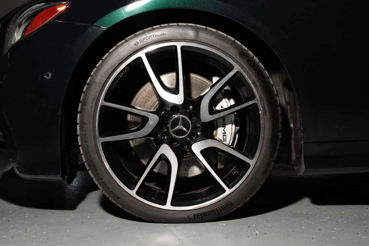 Mercedes-Benz E 53 AMG 4MATIC+ Coupe  CARFAX, снимка 10 - Автомобили и джипове - 55172696