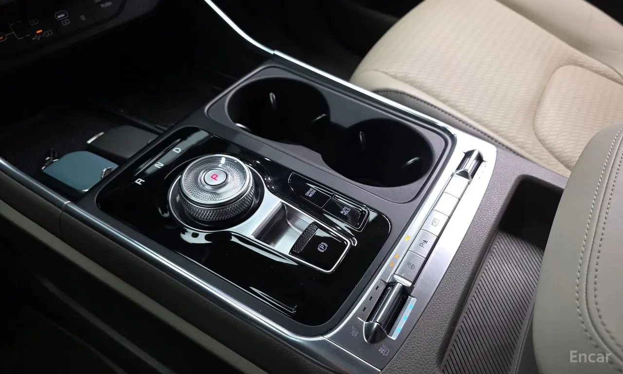 Kia Carnival SIGNATURE| 9 ����� | VIP SEATS| 360| VENT SEATS | Mobile.bg � ����������� 17