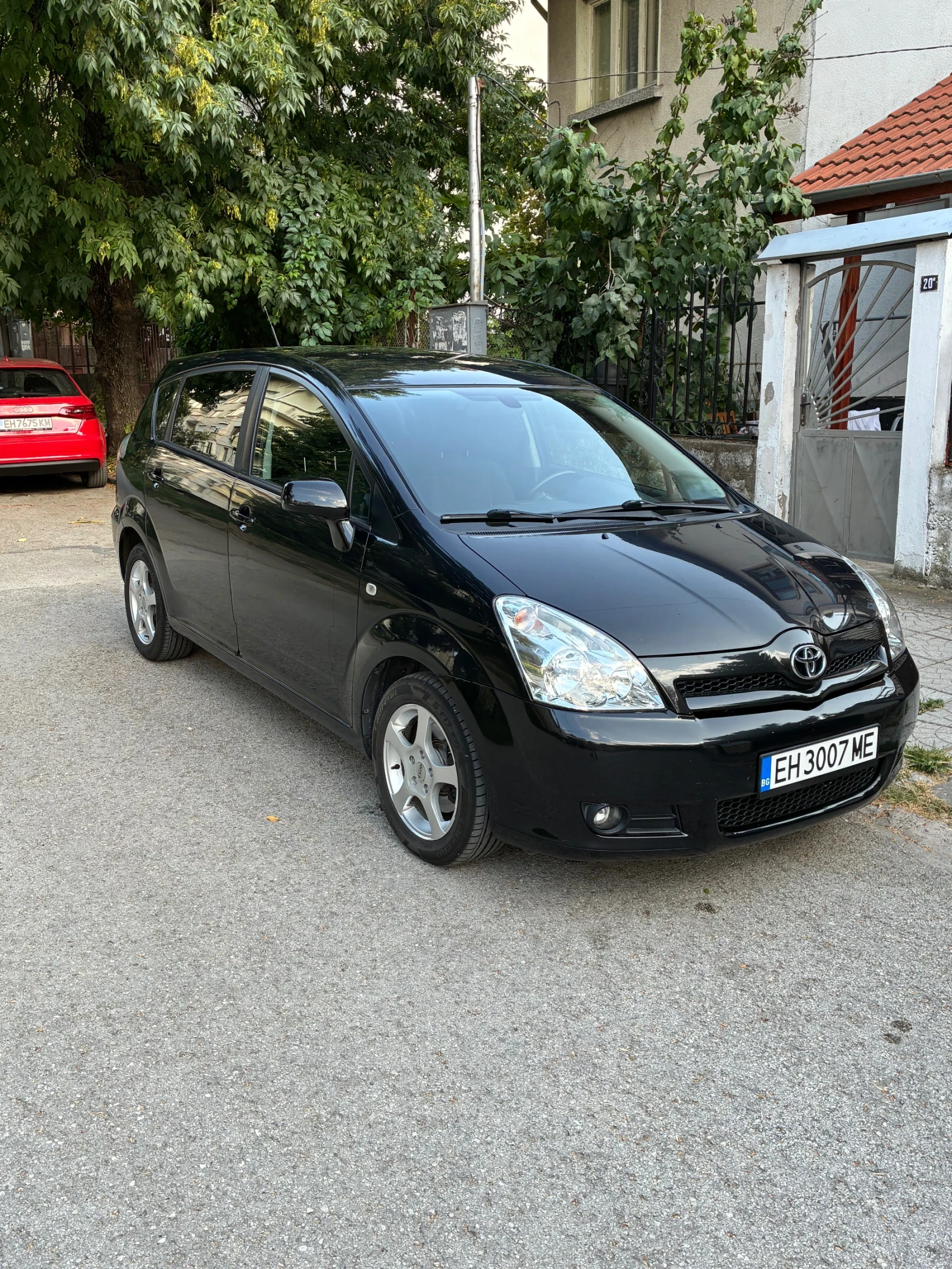 Toyota Corolla verso, снимка 2 - Автомобили и джипове - 56215312
