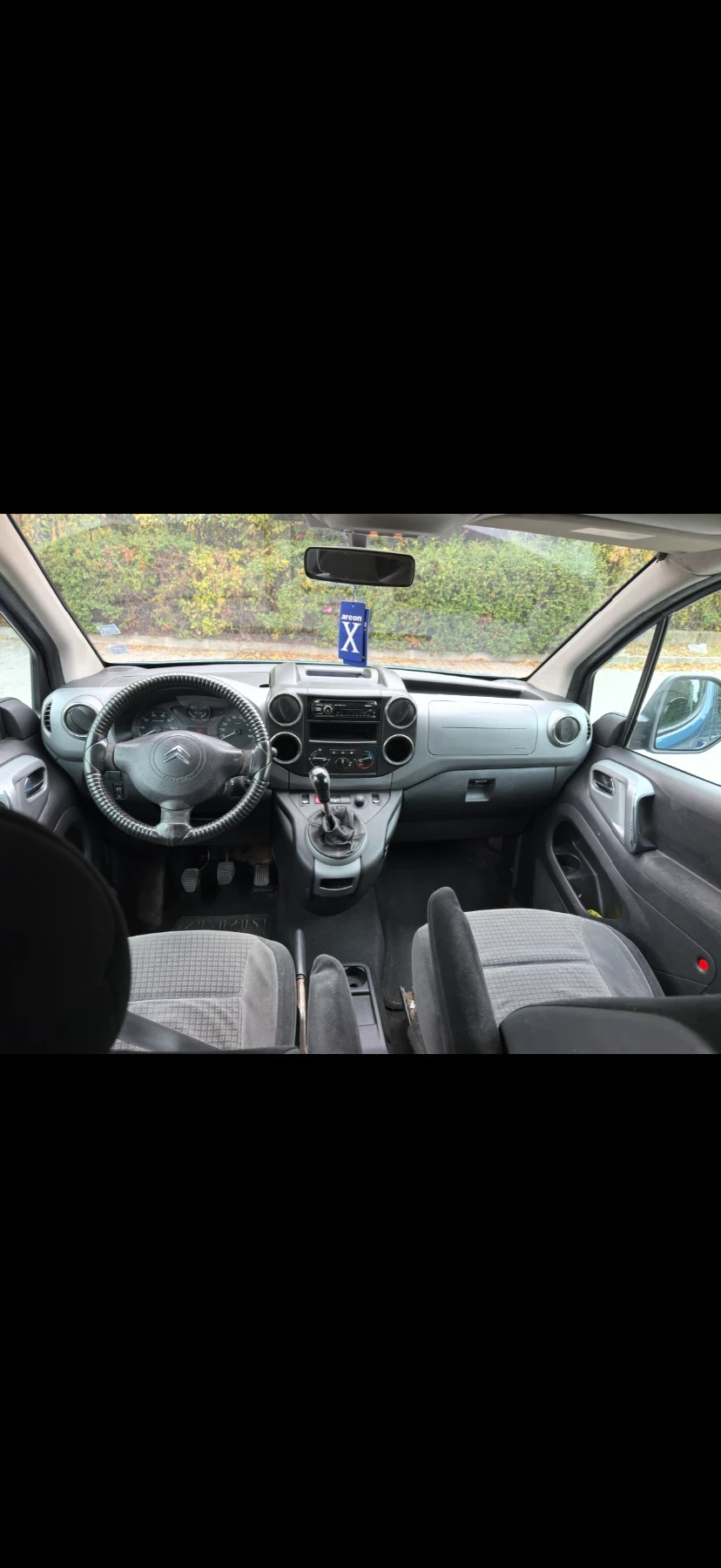 Citroen Berlingo 1.6hdi, снимка 9 - Автомобили и джипове - 56551497