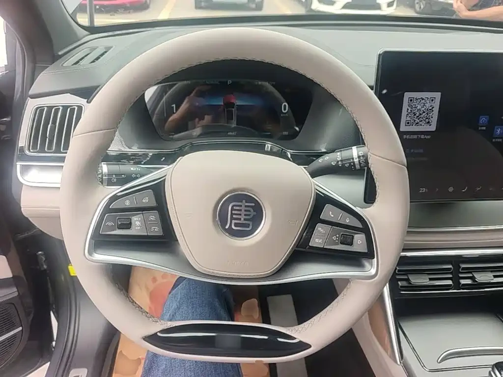BYD Tang New Energy 2024 DM-p Glory Edition 215KM AWD Premi | Mobile.bg � ����������� 10