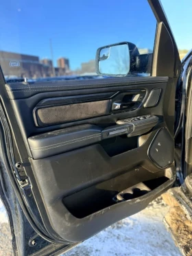 Dodge RAM 1500 Rebel * CARFAX * ПАНОРАМА* ПОДГРЕВИ - 38300 € / 74908.29 лв. - 64940499 12