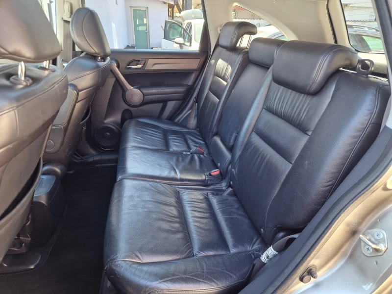 Honda Cr-v 2.0 4X4 ГАЗ EXECUTIVE УНИКАЛНА, снимка 10 - Автомобили и джипове - 49388808