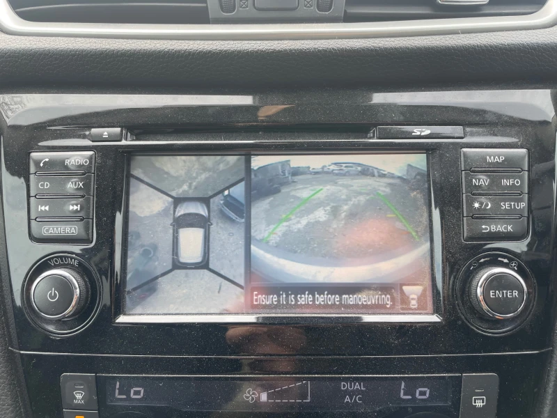 Nissan Qashqai 1.5, снимка 8 - Автомобили и джипове - 49914773