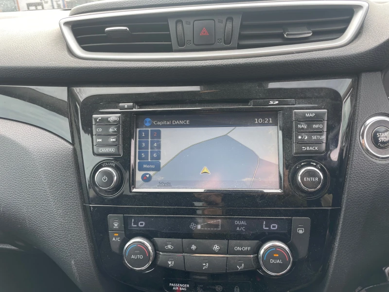 Nissan Qashqai 1.5, снимка 10 - Автомобили и джипове - 49914773