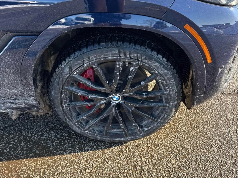 BMW X6 * M60i xDrive * CARFAX * ДИСТРОНИК * 360 * PANO, снимка 16 - Автомобили и джипове - 53387653
