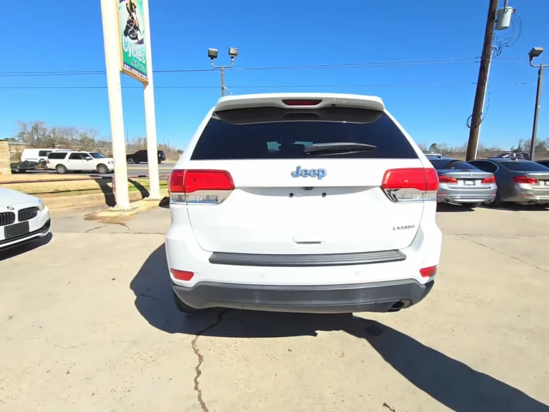 Jeep Grand cherokee Laredo, снимка 4 - Автомобили и джипове - 53457882