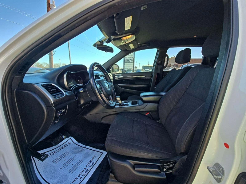 Jeep Grand cherokee Laredo, снимка 5 - Автомобили и джипове - 53457882