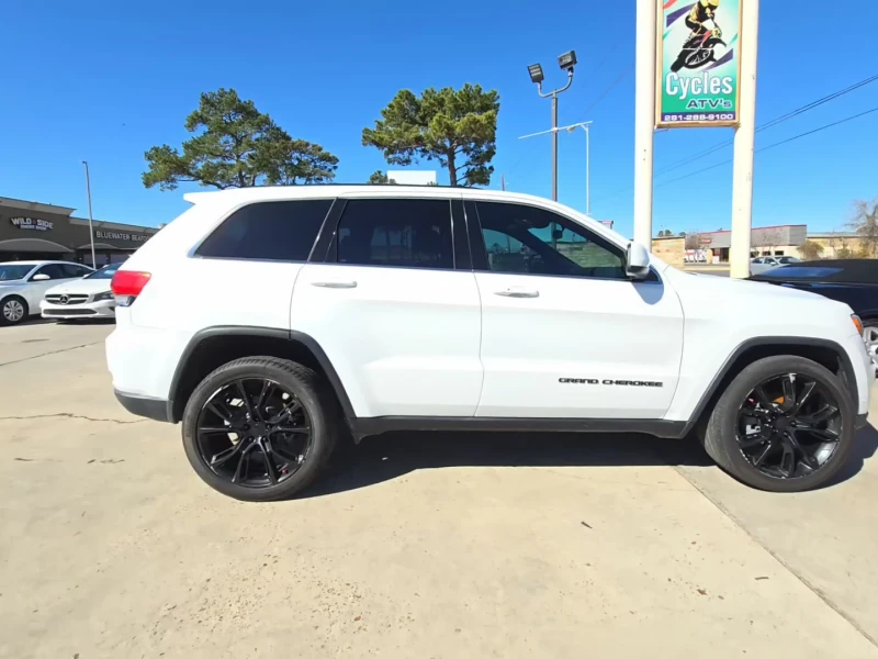 Jeep Grand cherokee Laredo, снимка 2 - Автомобили и джипове - 53457882