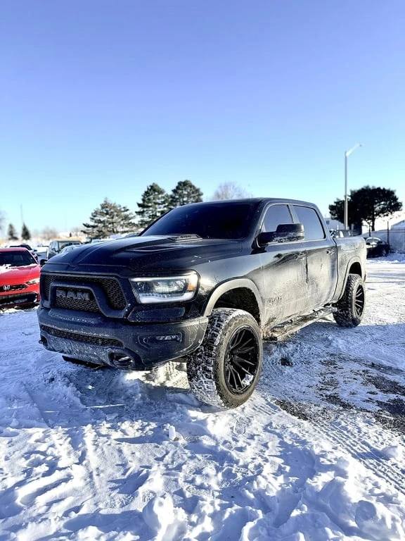 Dodge RAM 1500 Rebel * CARFAX * ПАНОРАМА* ПОДГРЕВИ, снимка 3 - Автомобили и джипове - 53361599